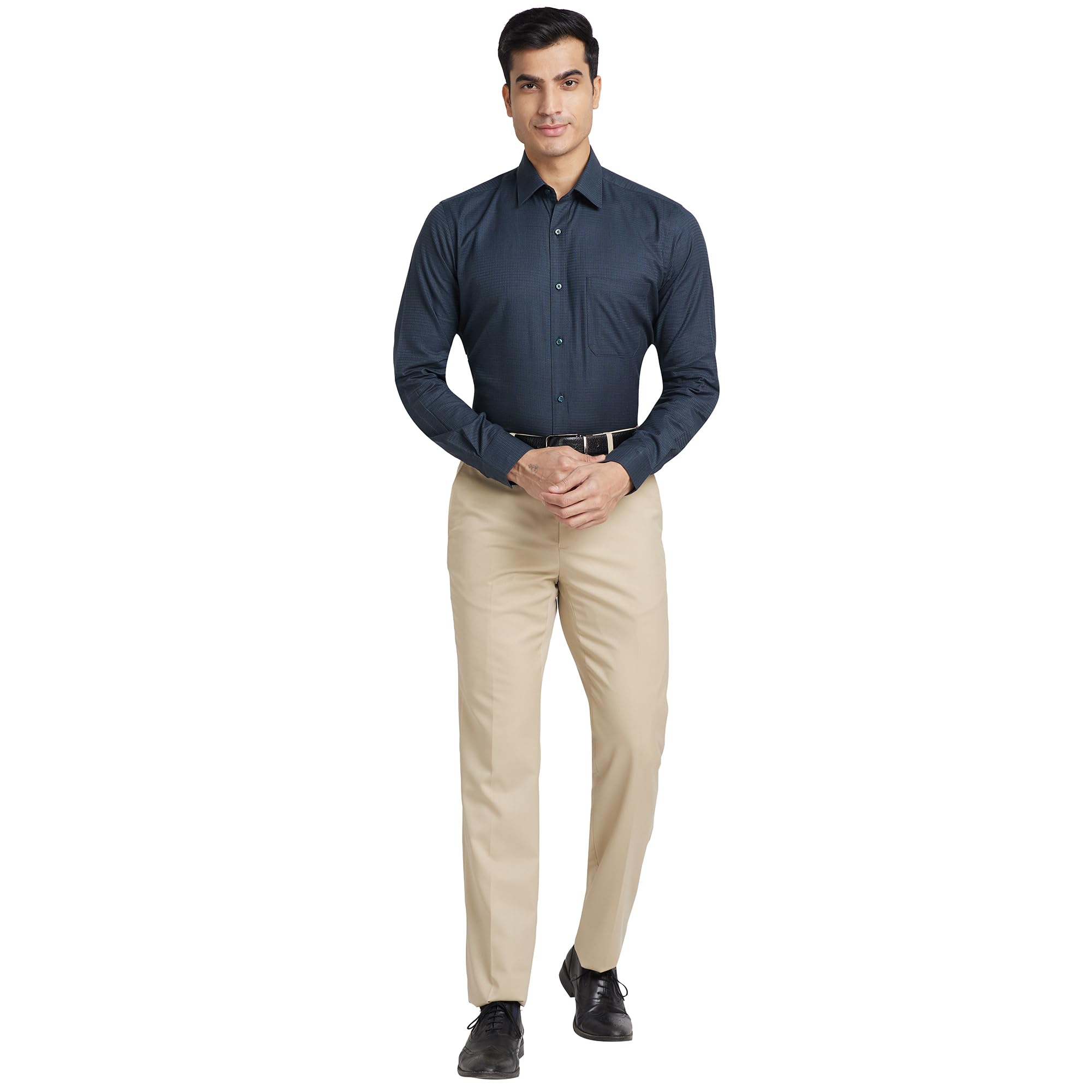 Raymond Men Contemporary Fit Structure Pattern Pure Cotton Semi Cutaway Collar Full Sleeve Formal Shirt